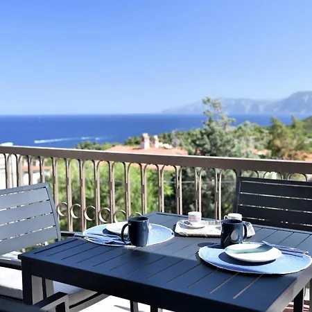 Vista Golfo Apartment